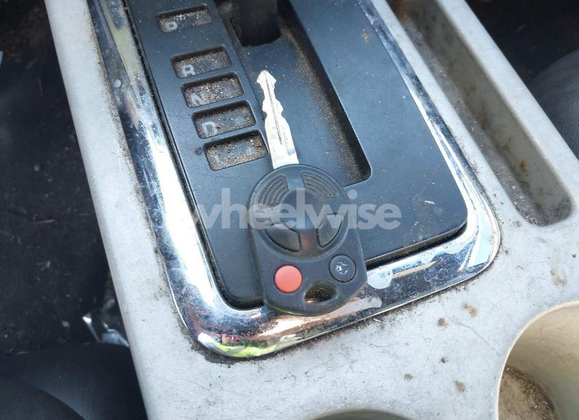 Photo 11 of 2010 Mercury Mariner PREMIER (VIN 4M2CN8H71AKJ20503)