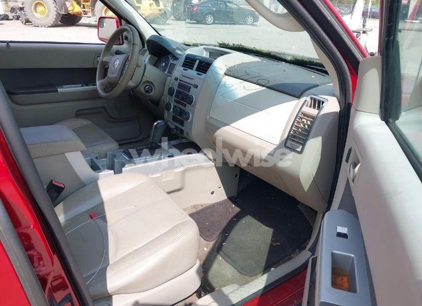 Photo 5 of 2010 Mercury Mariner PREMIER (VIN 4M2CN8H73AKJ03069)