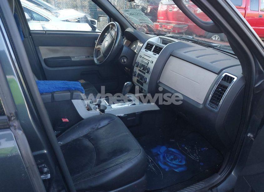 Photo 5 of 2010 Mercury Mariner PREMIER (VIN 4M2CN8H78AKJ02824)