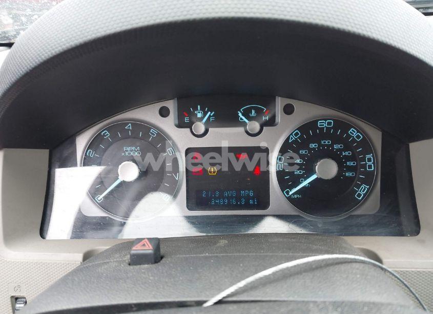 Photo 7 of 2010 Mercury Mariner PREMIER (VIN 4M2CN8H78AKJ22118)