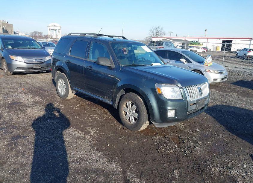 2010 Mercury Mariner (VIN 4M2CN9B70AKJ28770) main photo