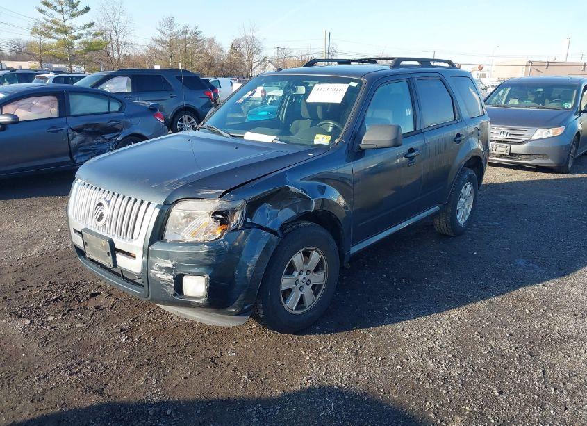 Photo 2 of 2010 Mercury Mariner (VIN 4M2CN9B70AKJ28770)