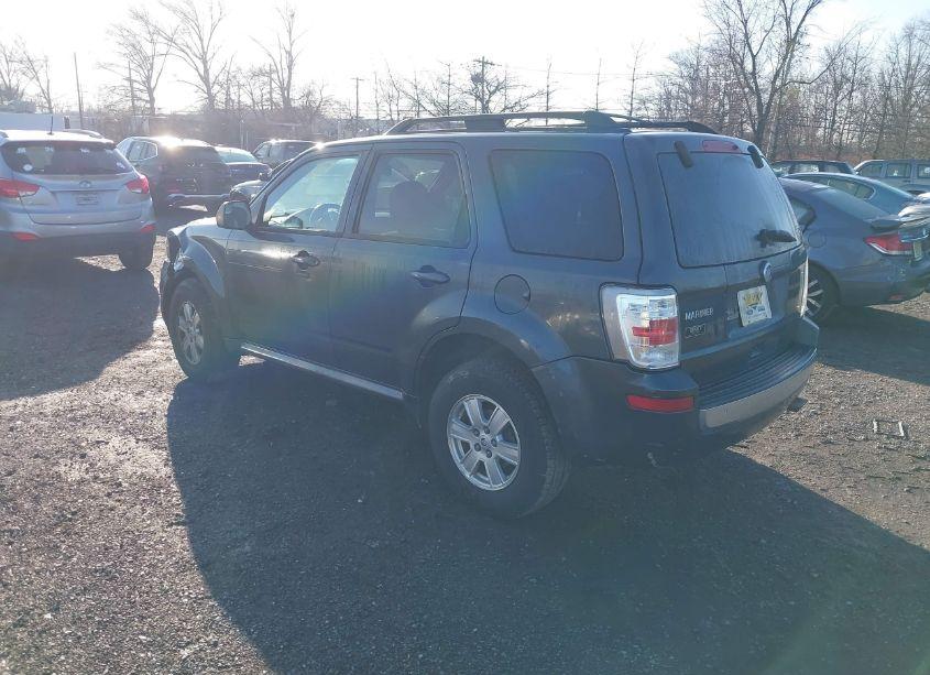 Photo 3 of 2010 Mercury Mariner (VIN 4M2CN9B70AKJ28770)