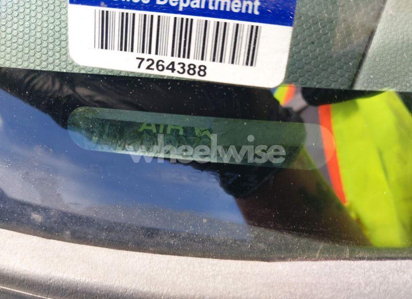 Photo 11 of 2010 Mercury Mariner (VIN 4M2CN9B73AKJ22994)