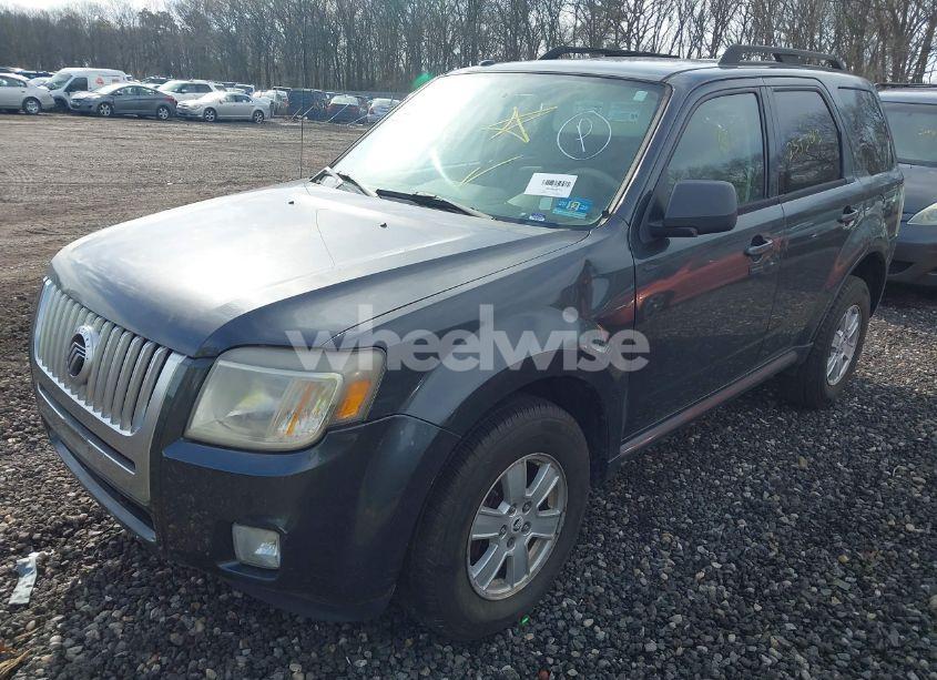 Photo 2 of 2010 Mercury Mariner (VIN 4M2CN9B73AKJ22994)