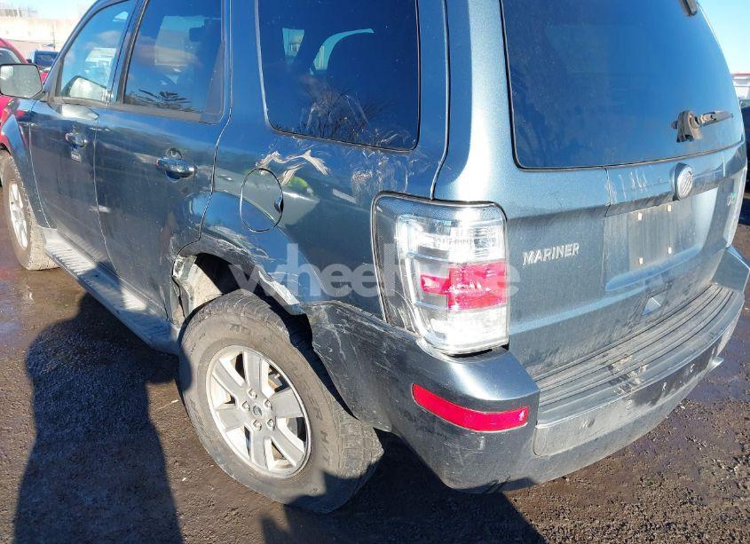 Photo 6 of 2010 Mercury Mariner (VIN 4M2CN9BG0AKJ02637)