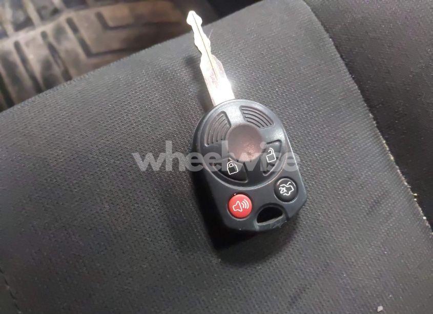 Photo 11 of 2010 Mercury Mariner (VIN 4M2CN9BG0AKJ06493)