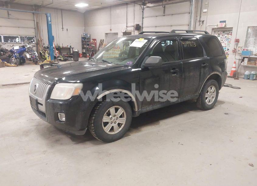 Photo 2 of 2010 Mercury Mariner (VIN 4M2CN9BG0AKJ06493)
