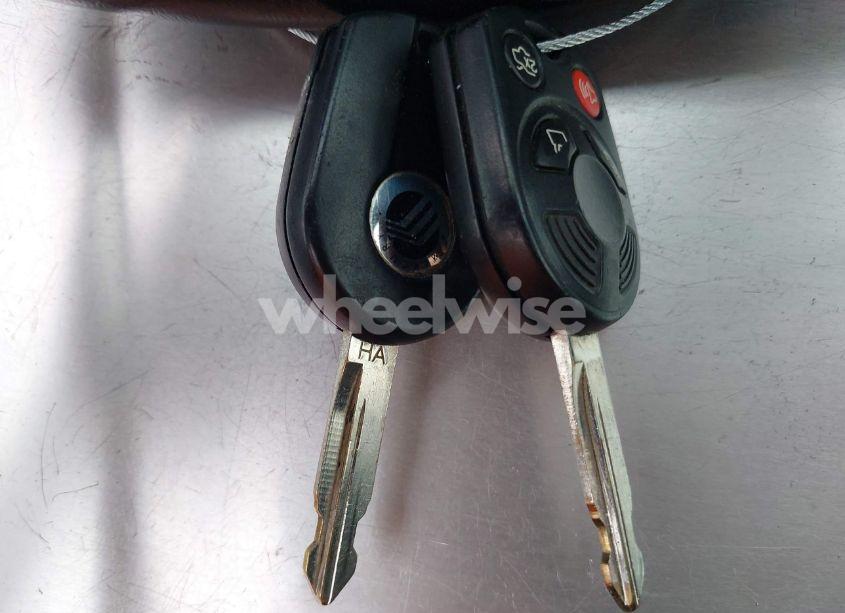 Photo 11 of 2010 Mercury Mariner (VIN 4M2CN9BG2AKJ08763)