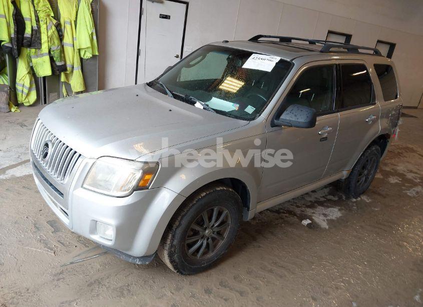 Photo 2 of 2010 Mercury Mariner (VIN 4M2CN9BG8AKJ08430)