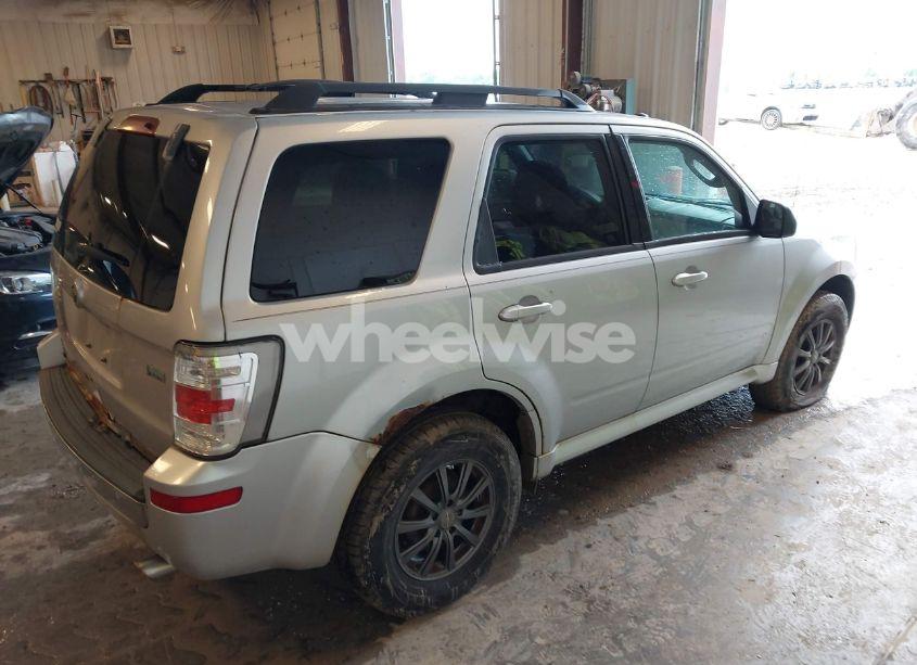 Photo 4 of 2010 Mercury Mariner (VIN 4M2CN9BG8AKJ08430)