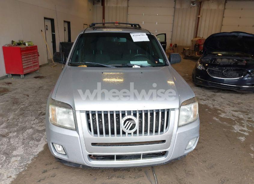 Photo 6 of 2010 Mercury Mariner (VIN 4M2CN9BG8AKJ08430)