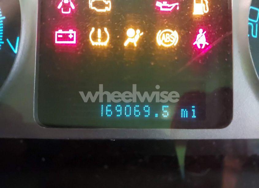 Photo 7 of 2010 Mercury Mariner (VIN 4M2CN9BG8AKJ08430)