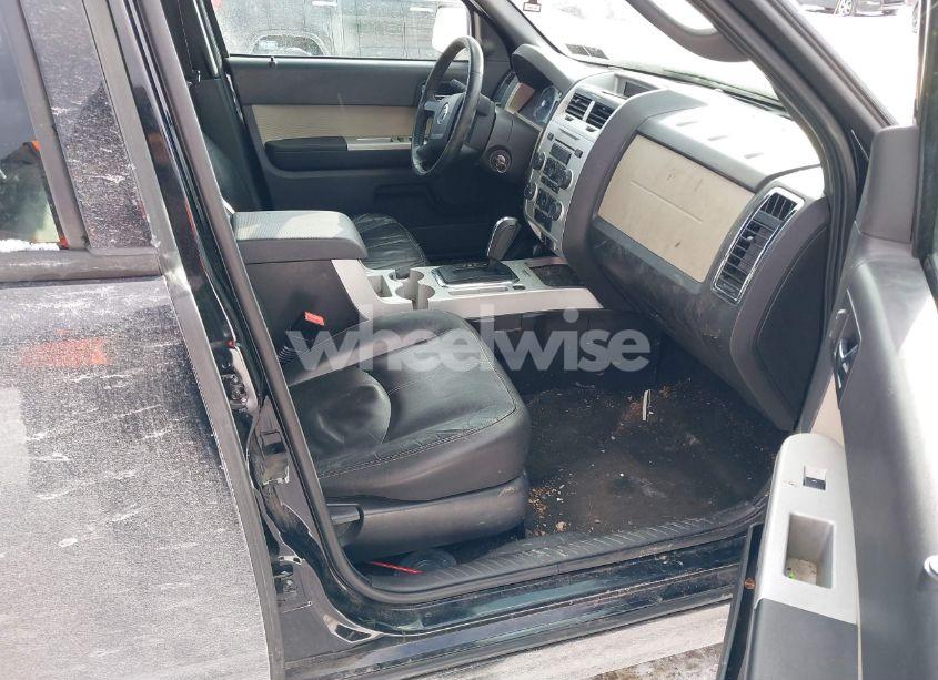 Photo 5 of 2010 Mercury Mariner PREMIER (VIN 4M2CN9H75AKJ15360)