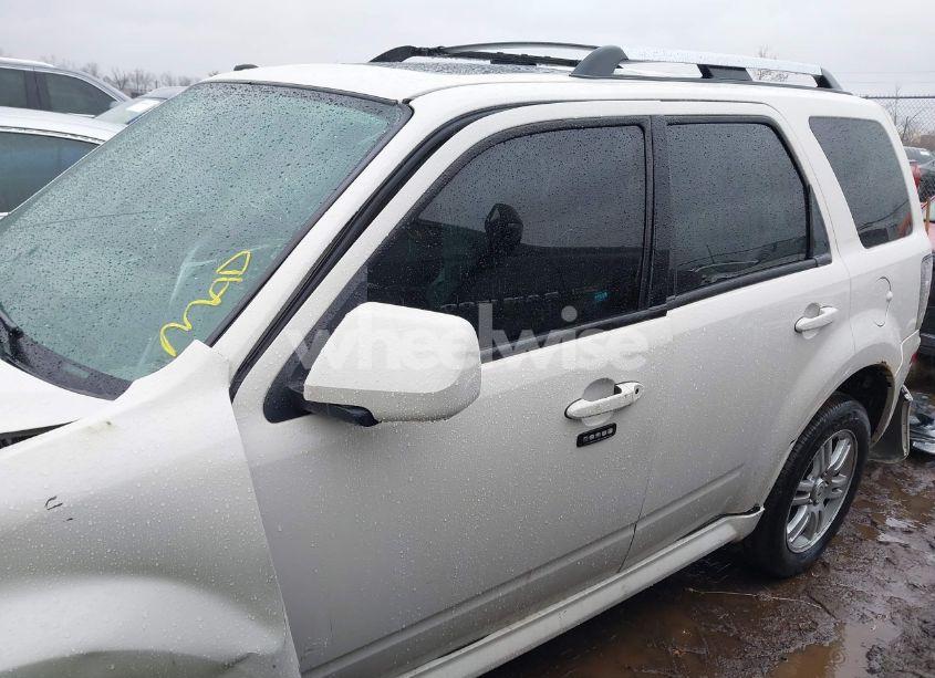 Photo 15 of 2010 Mercury Mariner PREMIER (VIN 4M2CN9HG8AKJ23758)