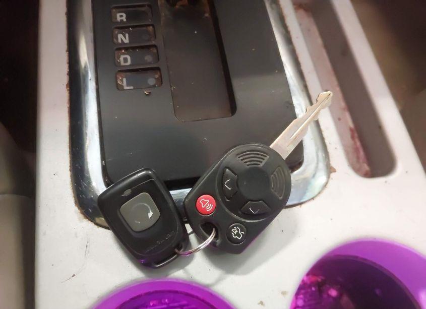 Photo 11 of 2010 Mercury Mariner PREMIER (VIN 4M2CN9HG9AKJ18715)