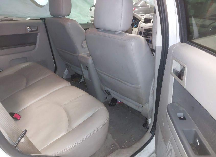 Photo 8 of 2010 Mercury Mariner PREMIER (VIN 4M2CN9HG9AKJ18715)