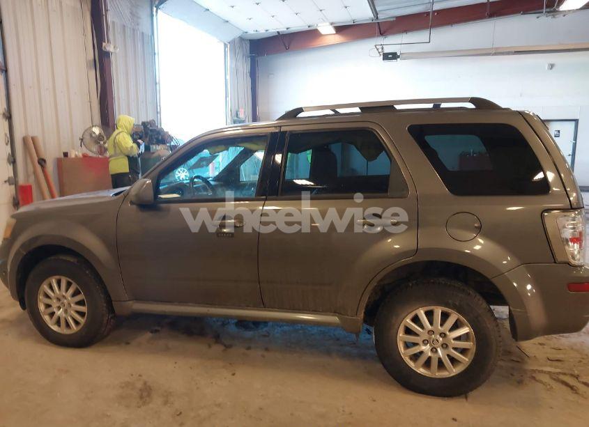 Photo 14 of 2010 Mercury Mariner PREMIER (VIN 4M2CN9HGXAKJ11983)