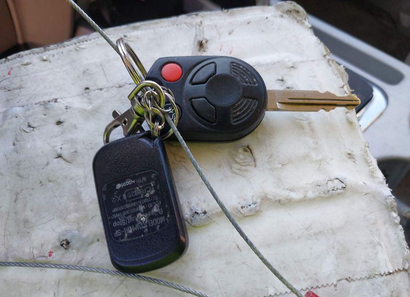 Photo 11 of 2009 Mercury Mariner HYBRID (VIN 4M2CU29309KJ15901)