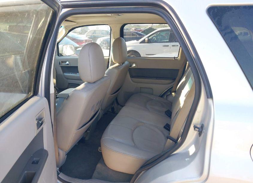 Photo 8 of 2009 Mercury Mariner HYBRID (VIN 4M2CU29309KJ15901)