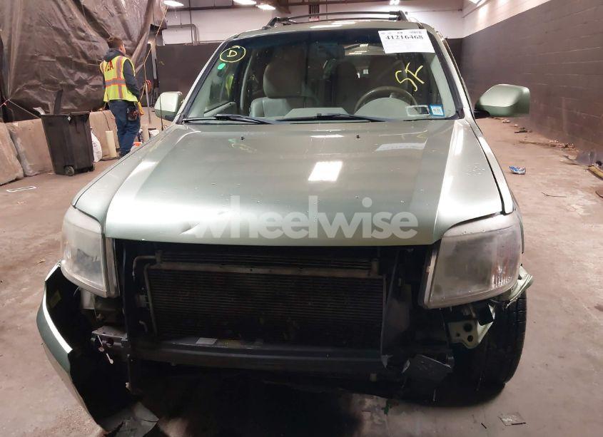 Photo 13 of 2009 Mercury Mariner HYBRID (VIN 4M2CU39359KJ10022)