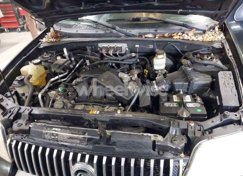 Photo 10 of 2006 Mercury Mariner LUXURY/PREMIER (VIN 4M2CU56186KJ13877)