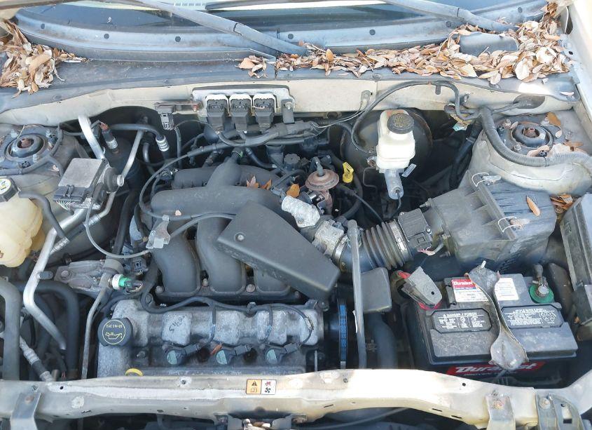 Photo 10 of 2005 Mercury Mariner LUXURY/PREMIER (VIN 4M2CU57115DJ11387)