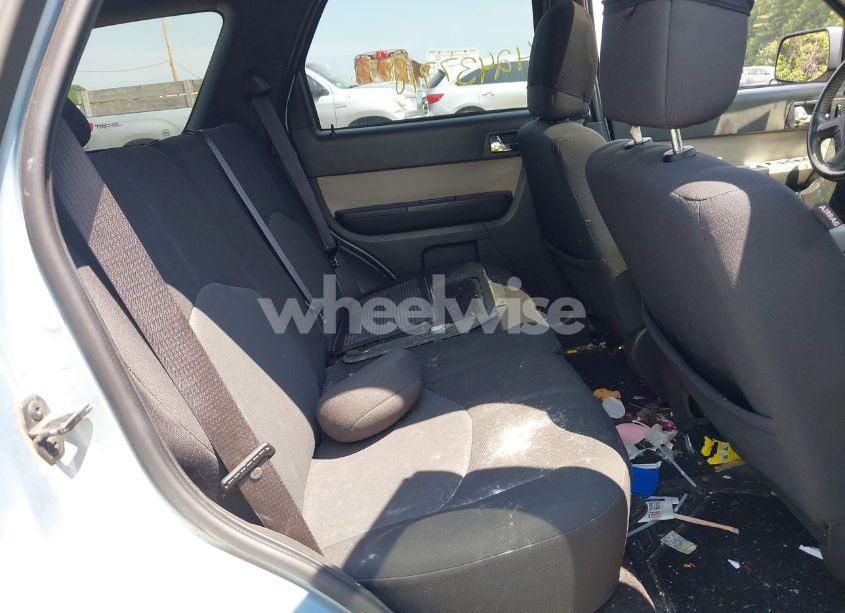 Photo 8 of 2009 Mercury Mariner I4 (VIN 4M2CU81709KJ22168)