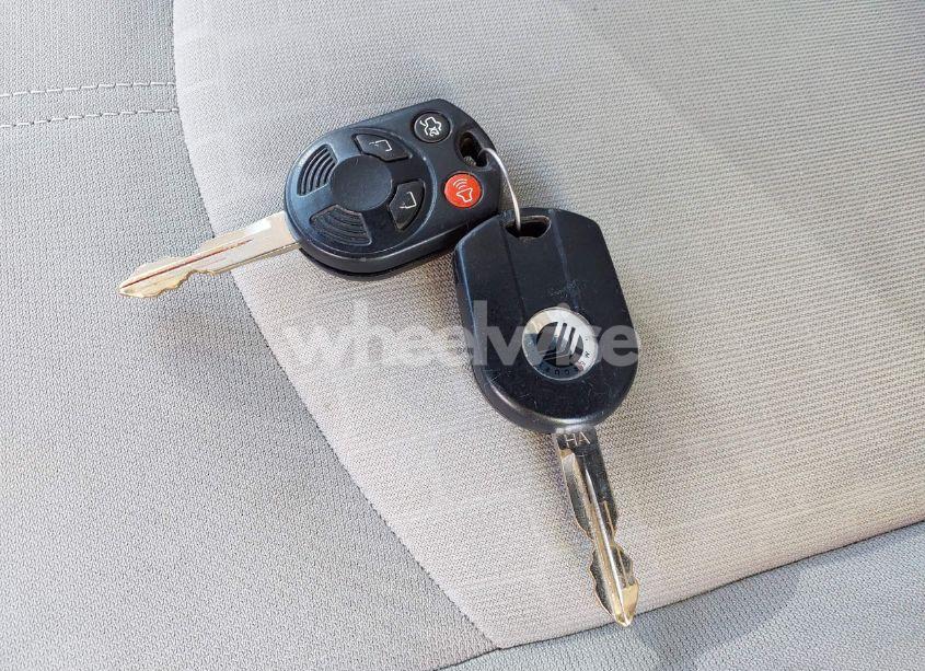 Photo 11 of 2009 Mercury Mariner I4 (VIN 4M2CU81709KJ22655)