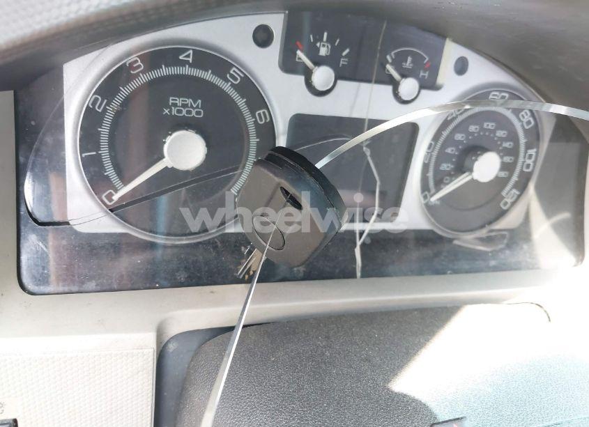 Photo 11 of 2009 Mercury Mariner I4 (VIN 4M2CU81769KJ01289)