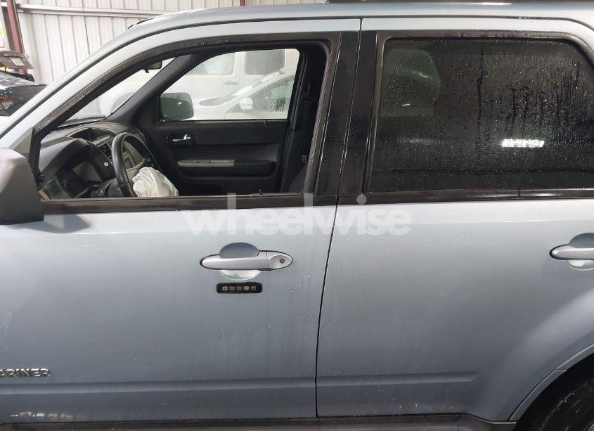 Photo 13 of 2008 Mercury Mariner I4 (VIN 4M2CU81Z88KJ28011)