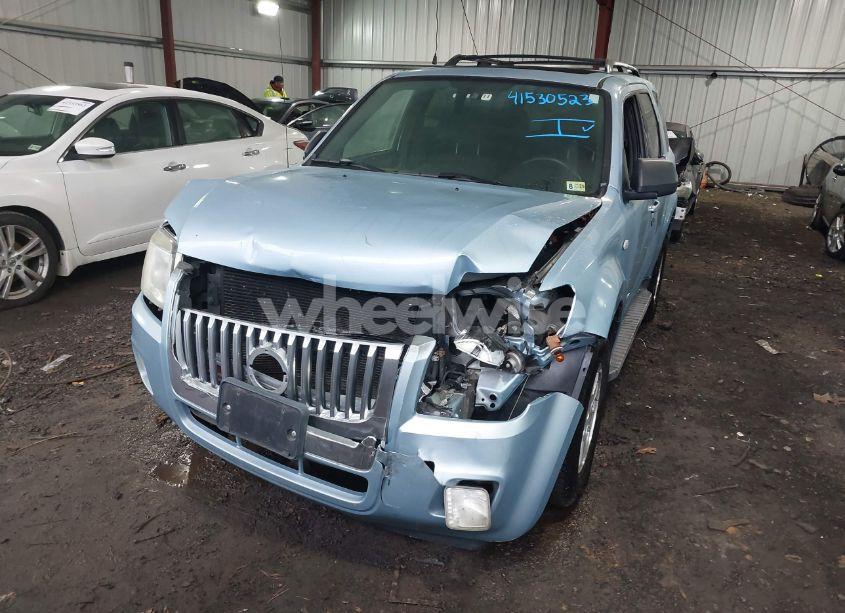 Photo 2 of 2008 Mercury Mariner I4 (VIN 4M2CU81Z88KJ28011)