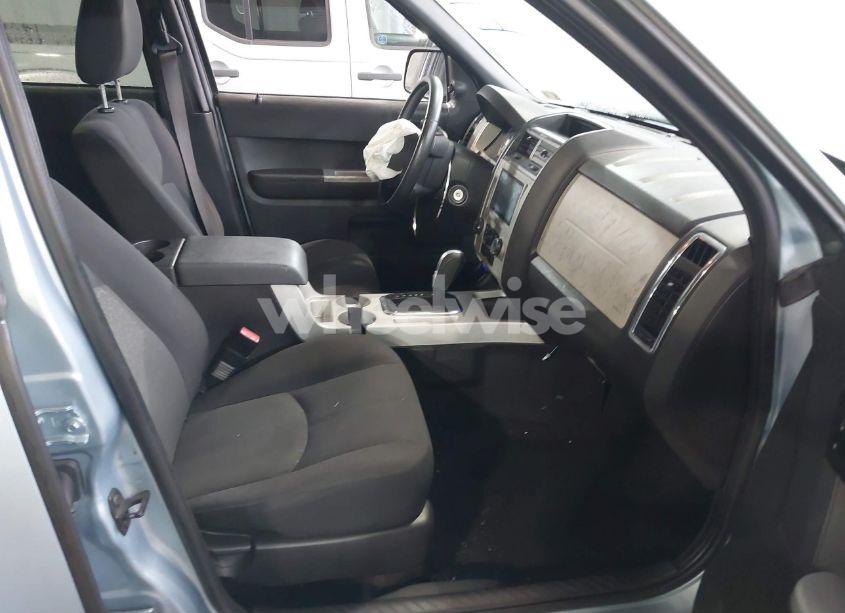 Photo 5 of 2008 Mercury Mariner I4 (VIN 4M2CU81Z88KJ28011)