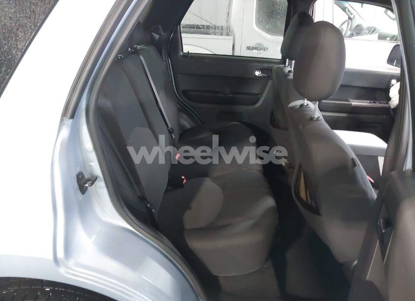 Photo 8 of 2008 Mercury Mariner I4 (VIN 4M2CU81Z88KJ28011)