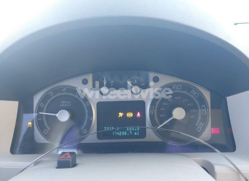 Photo 7 of 2008 Mercury Mariner I4 (VIN 4M2CU81Z88KJ46413)