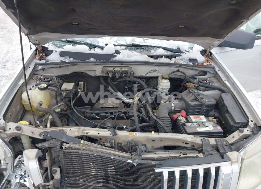 Photo 10 of 2008 Mercury Mariner I4 (VIN 4M2CU81Z98KJ46467)