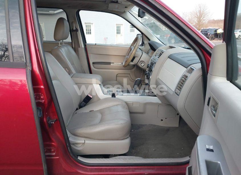 Photo 5 of 2008 Mercury Mariner PREMIER (VIN 4M2CU87108KJ12127)