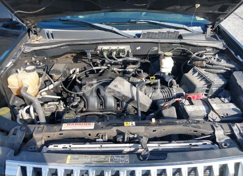 Photo 10 of 2008 Mercury Mariner PREMIER (VIN 4M2CU87188KJ13087)