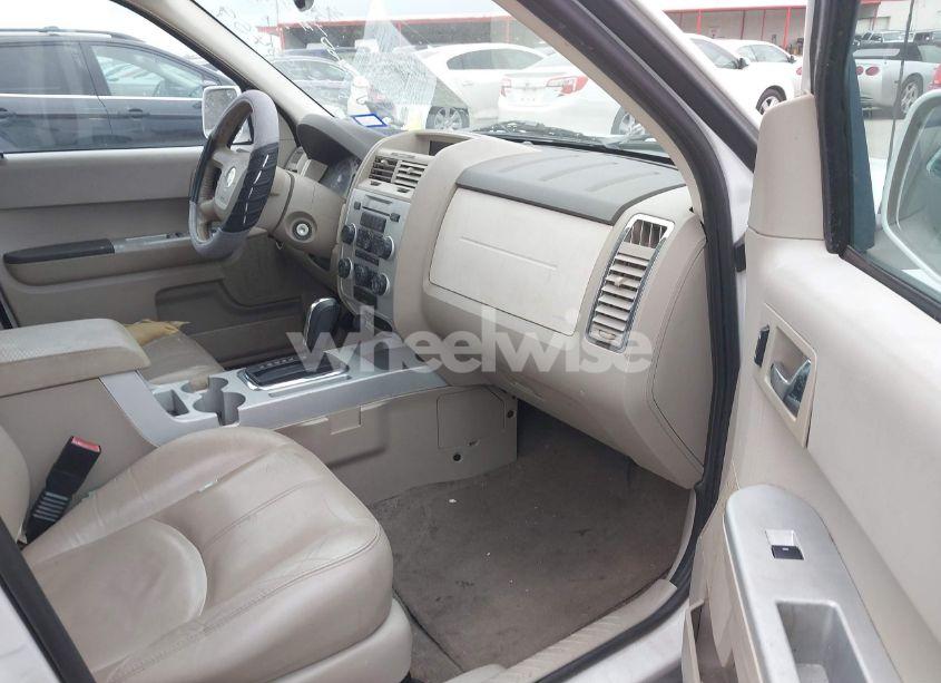 Photo 5 of 2008 Mercury Mariner PREMIER (VIN 4M2CU87188KJ35459)