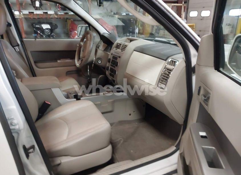 Photo 5 of 2009 Mercury Mariner PREMIER (VIN 4M2CU87779KJ14155)