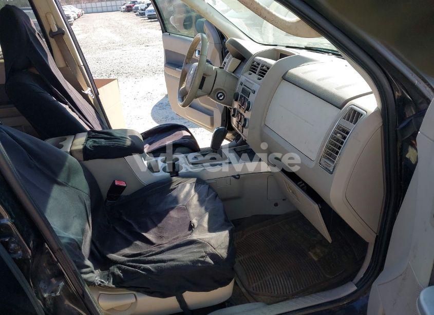 Photo 5 of 2009 Mercury Mariner PREMIER V6 (VIN 4M2CU87G29KJ06738)