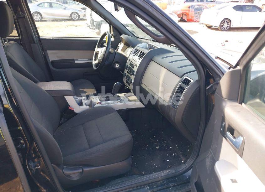 Photo 5 of 2009 Mercury Mariner PREMIER V6 (VIN 4M2CU87G39KJ22933)