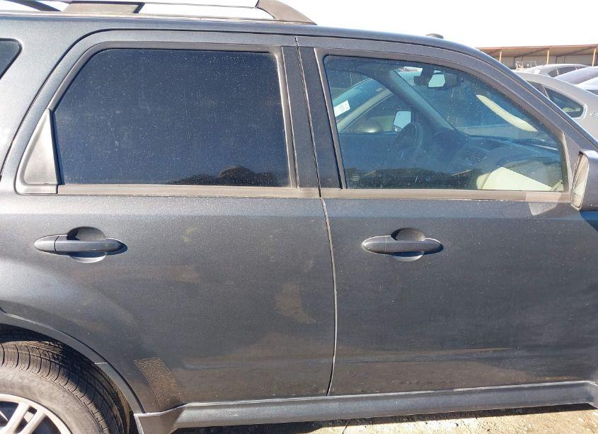 Photo 13 of 2009 Mercury Mariner PREMIER V6 (VIN 4M2CU87G59KJ12145)