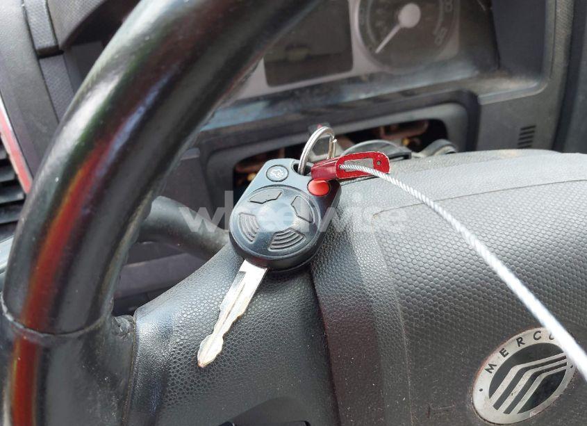 Photo 11 of 2009 Mercury Mariner PREMIER V6 (VIN 4M2CU87G69KJ12140)