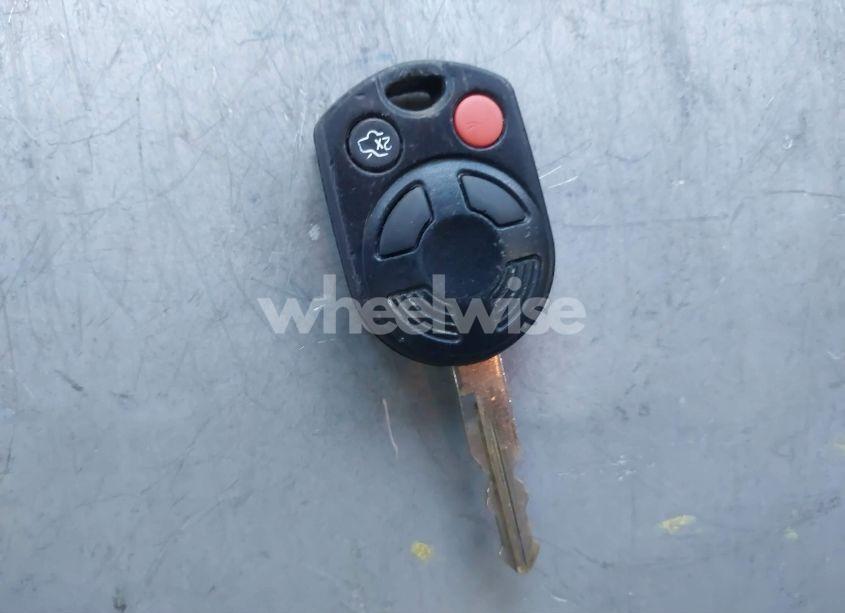 Photo 11 of 2009 Mercury Mariner PREMIER V6 (VIN 4M2CU87G69KJ19332)