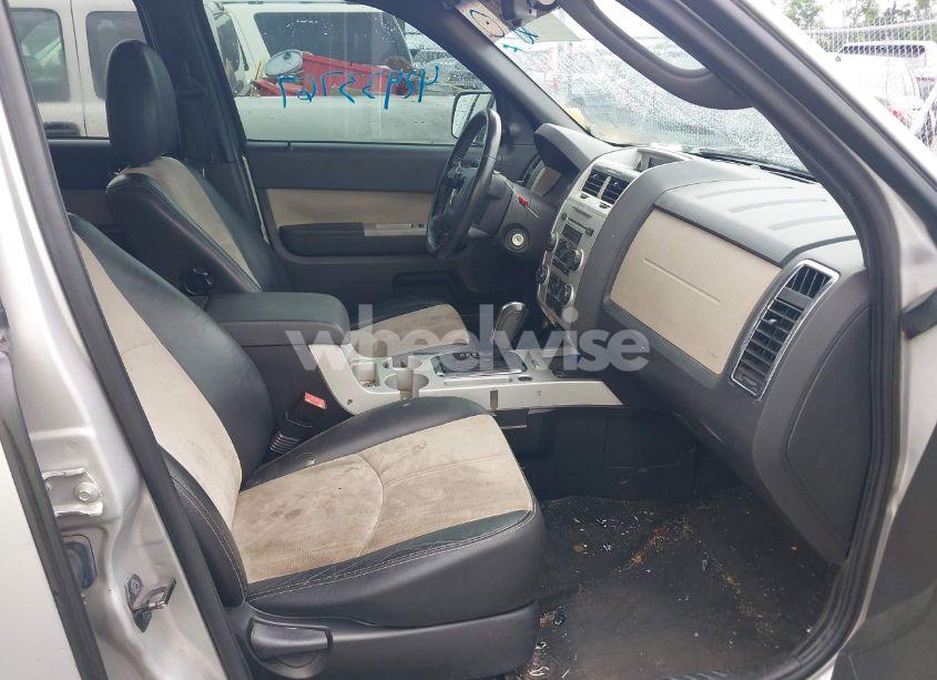 Photo 5 of 2009 Mercury Mariner PREMIER V6 (VIN 4M2CU87G69KJ19511)