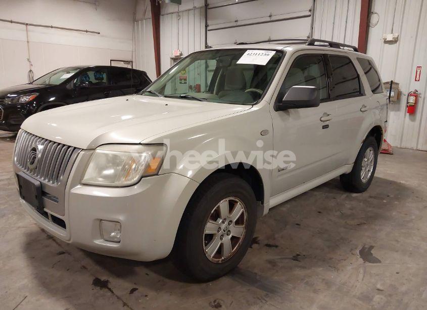 Photo 2 of 2008 Mercury Mariner V6 (VIN 4M2CU91148KJ42603)