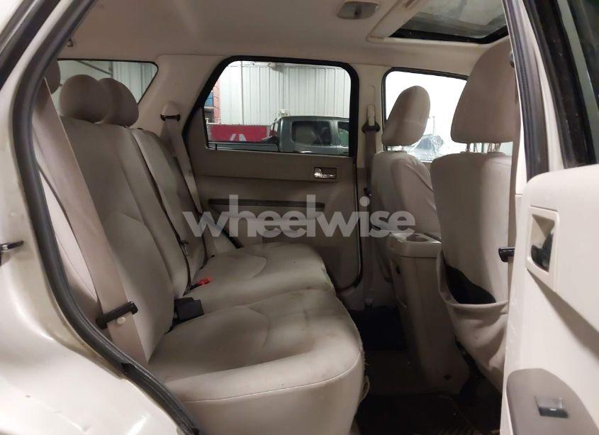 Photo 8 of 2008 Mercury Mariner V6 (VIN 4M2CU91148KJ42603)