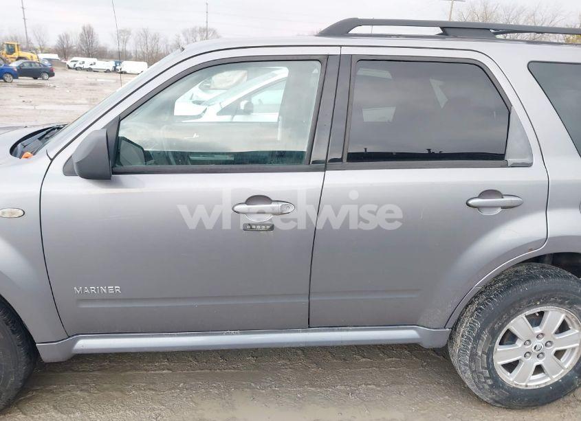 Photo 14 of 2008 Mercury Mariner V6 (VIN 4M2CU91198KJ18085)