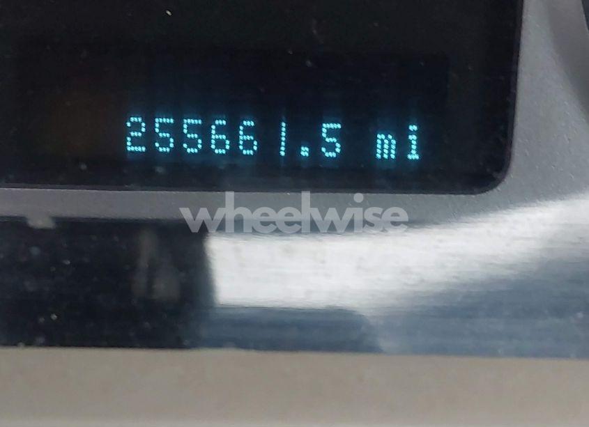 Photo 15 of 2008 Mercury Mariner V6 (VIN 4M2CU91198KJ18085)